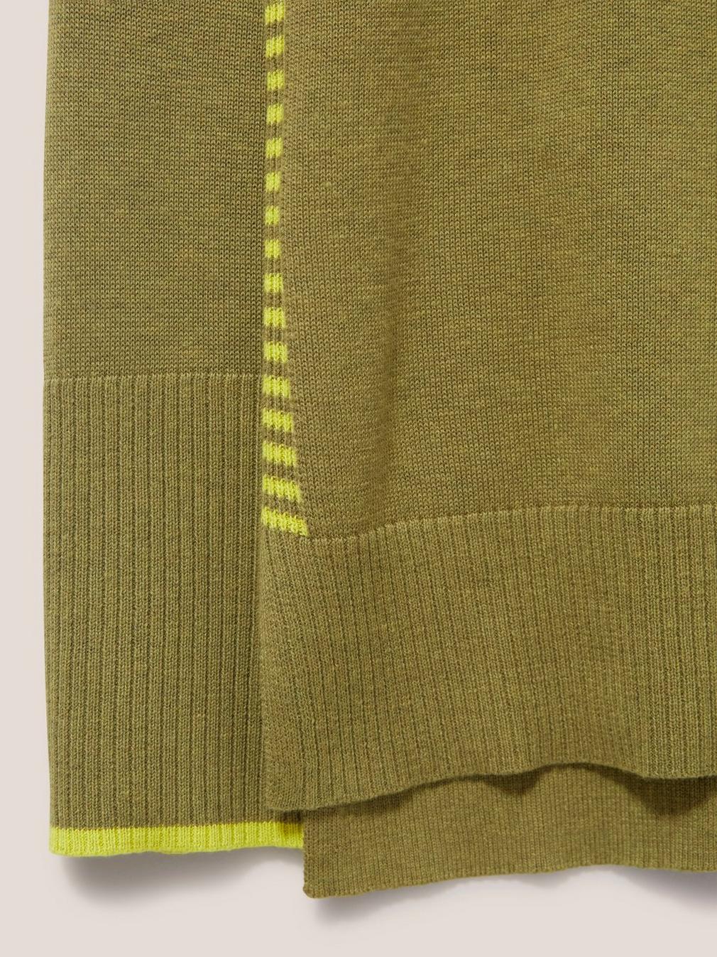 Olive Crew Neck Jumper in DEEP GRN - FLAT DETAIL