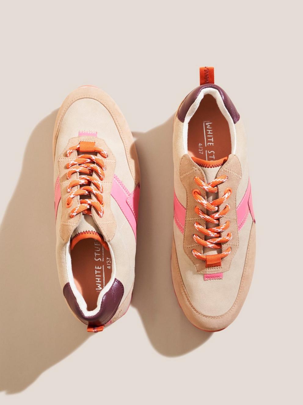 Retro Sports Trainers in NAT MLT - FLAT BACK