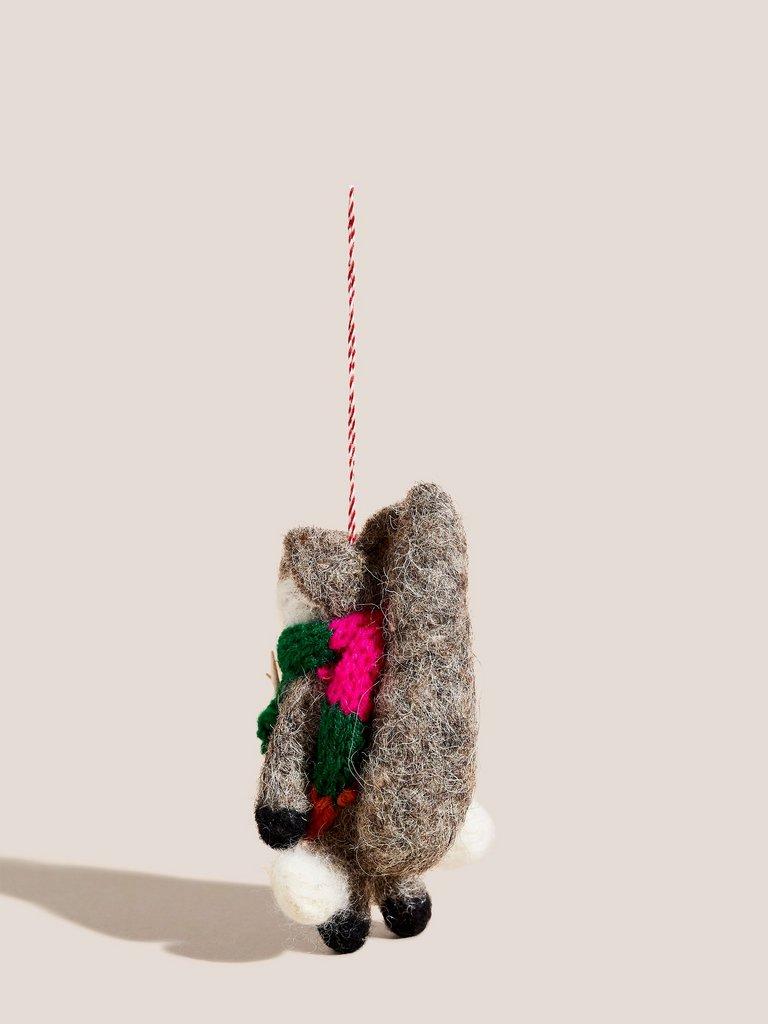 Knitting Squirrel Decoration in GREY MLT - FLAT BACK