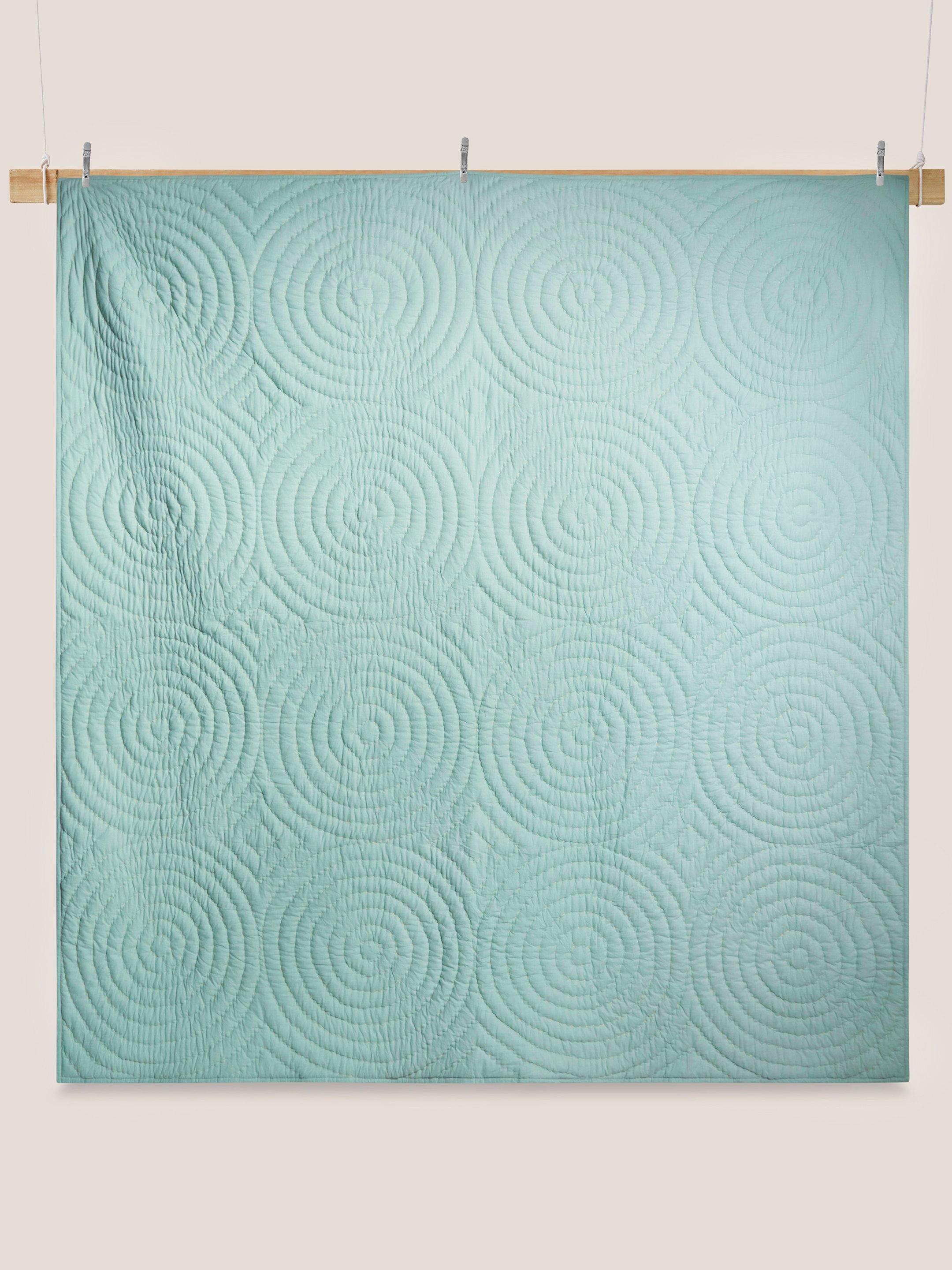 Cameo Quilted Reversible Quilt
