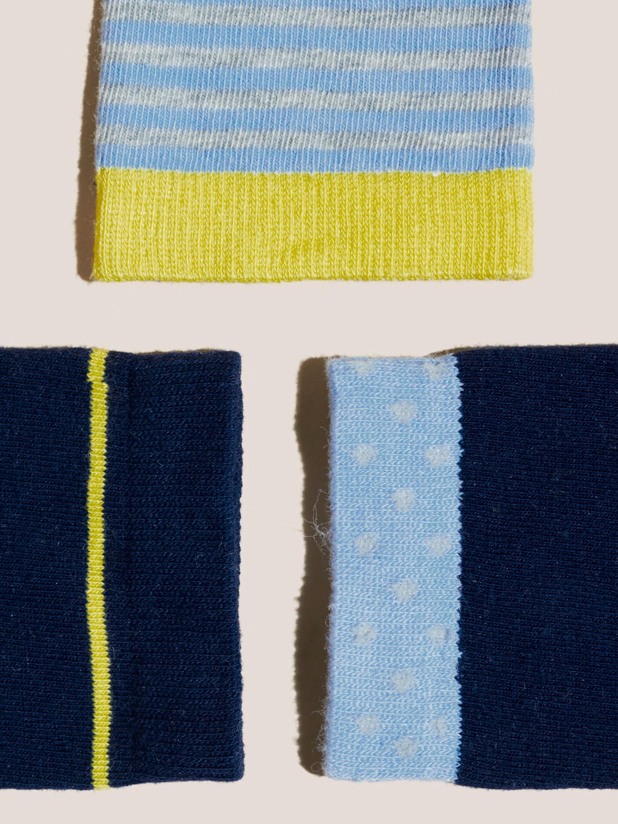Smiley Daisy 3pk Socks in BLUE MLT - FLAT DETAIL