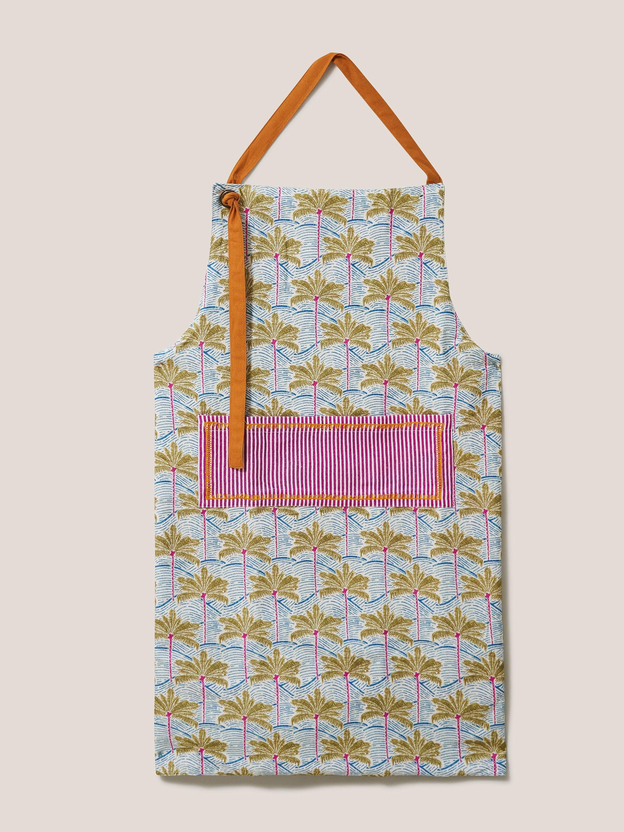 Palm Tree Print Apron in BLUE MLT - MODEL FRONT