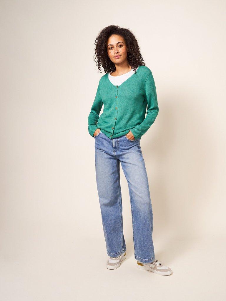 HANNAH JUMPER in DUS GREEN - MODEL FRONT