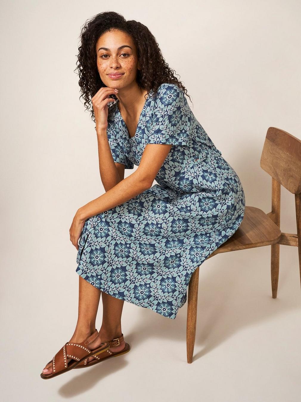 Ivy Linen Short Sleeve Midi Dress in BLUE PR - LIFESTYLE