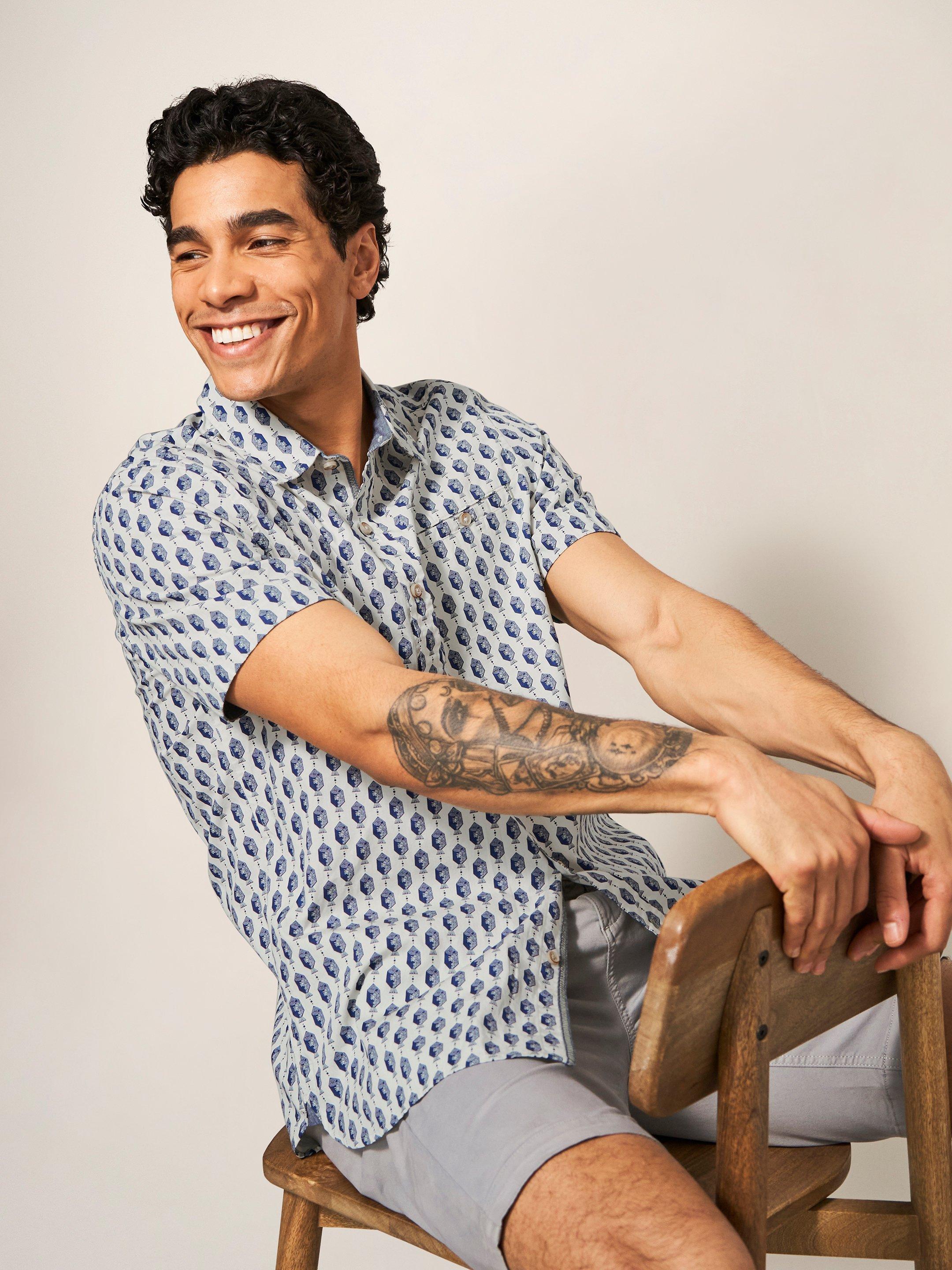 Linear Fish Printed SS Shirt in WHITE MULTI White Stuff