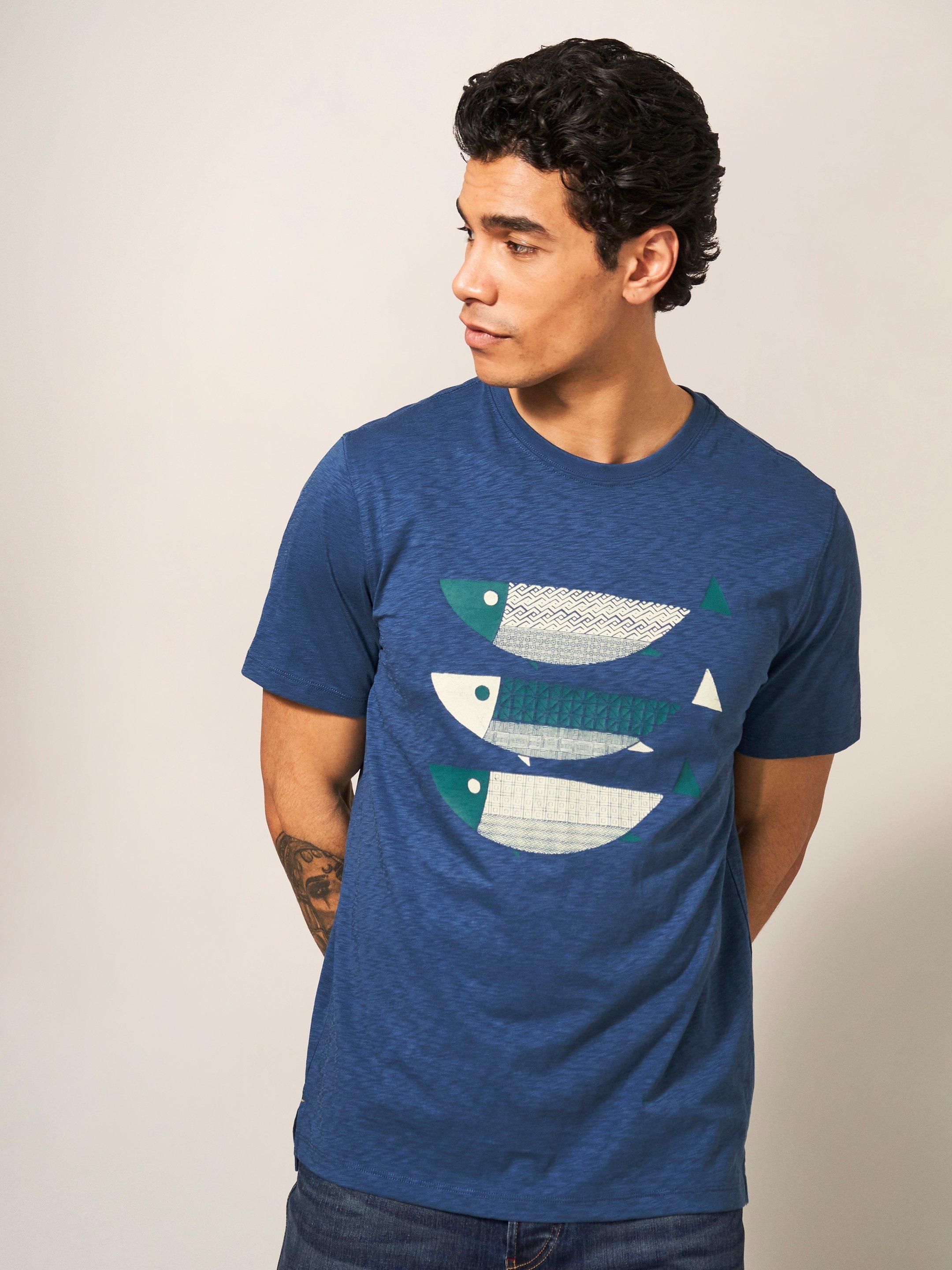 Fish Graphic Tee in MID BLUE - MODEL DETAIL