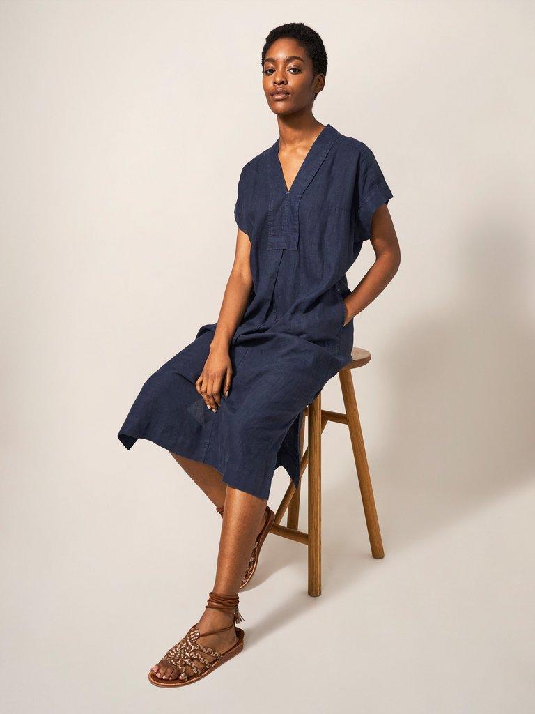 Marianne Linen Dress in DARK NAVY - LIFESTYLE