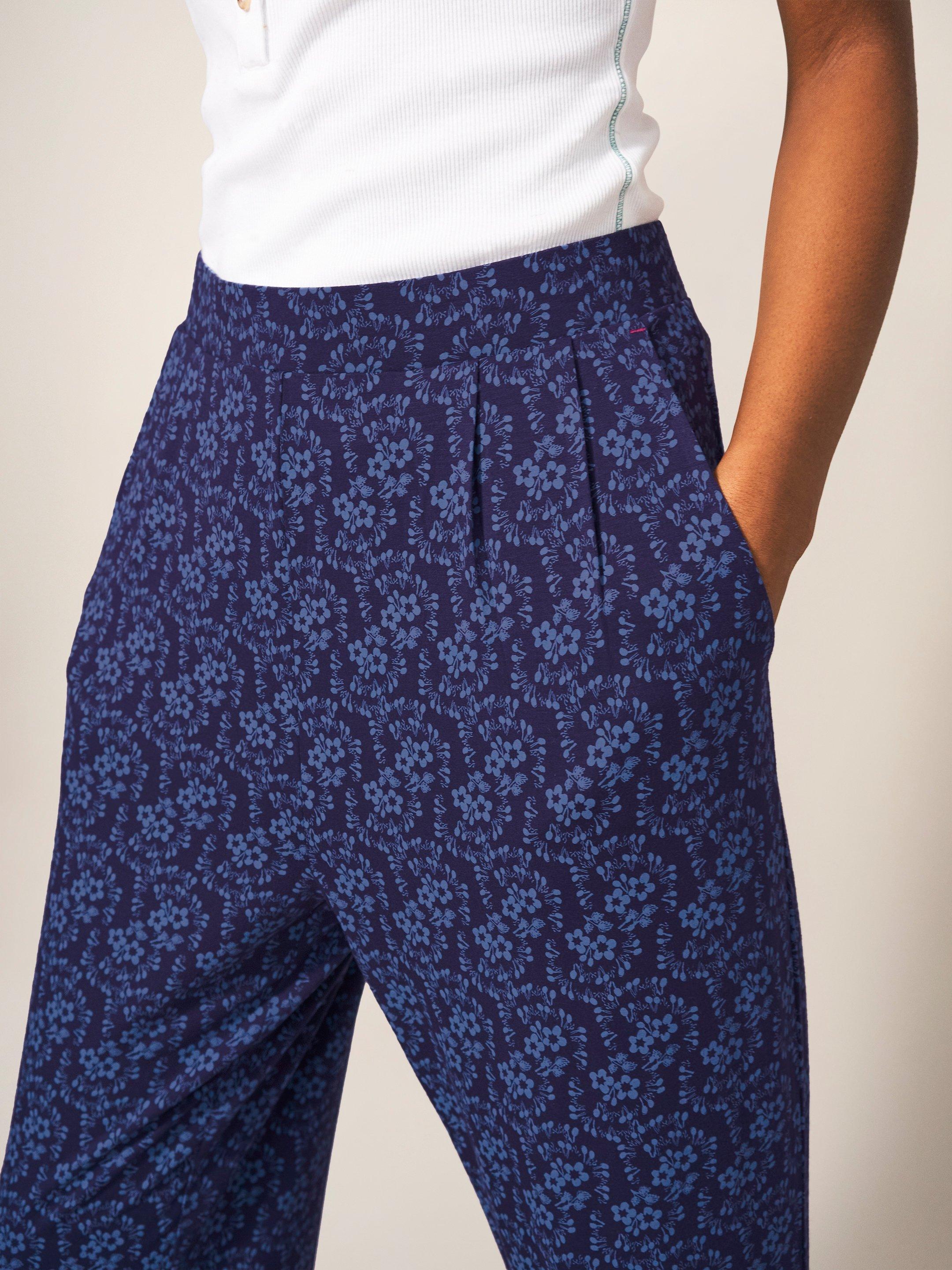 Maison Eco Vero Jersey Trousers in NAVY PR - MODEL DETAIL