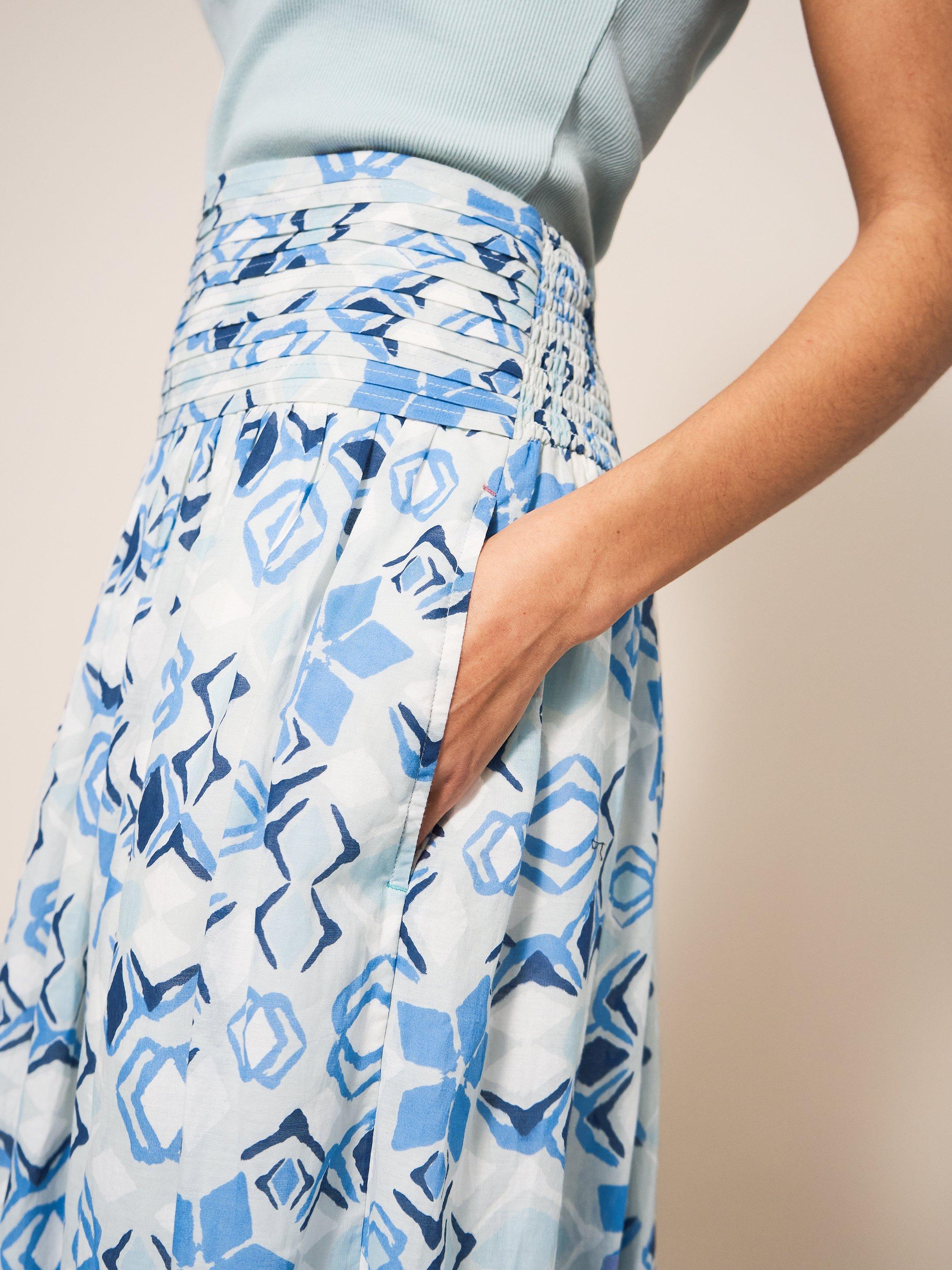Maeva Skirt in BLUE MLT - MODEL DETAIL