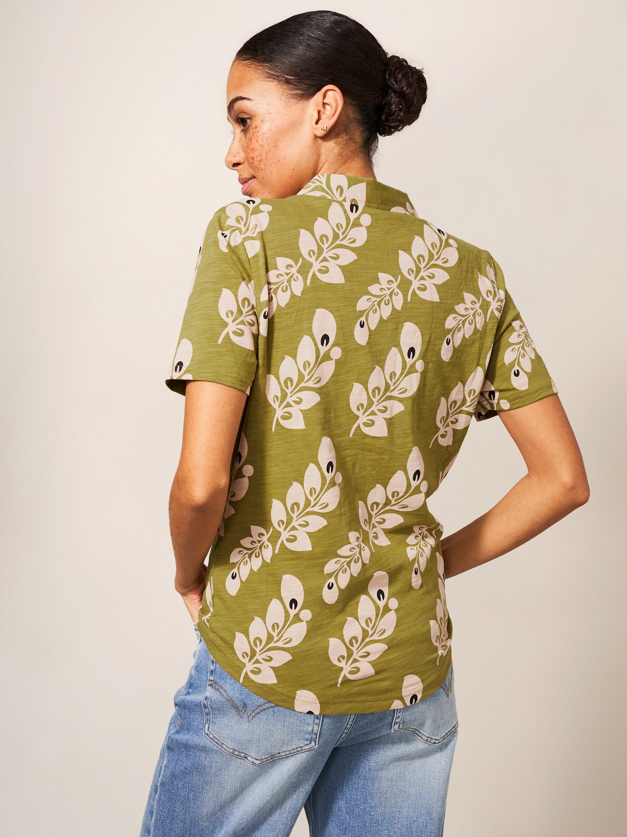 Penny Pocket Cotton Jersey Shirt in GREEN PR - MODEL BACK