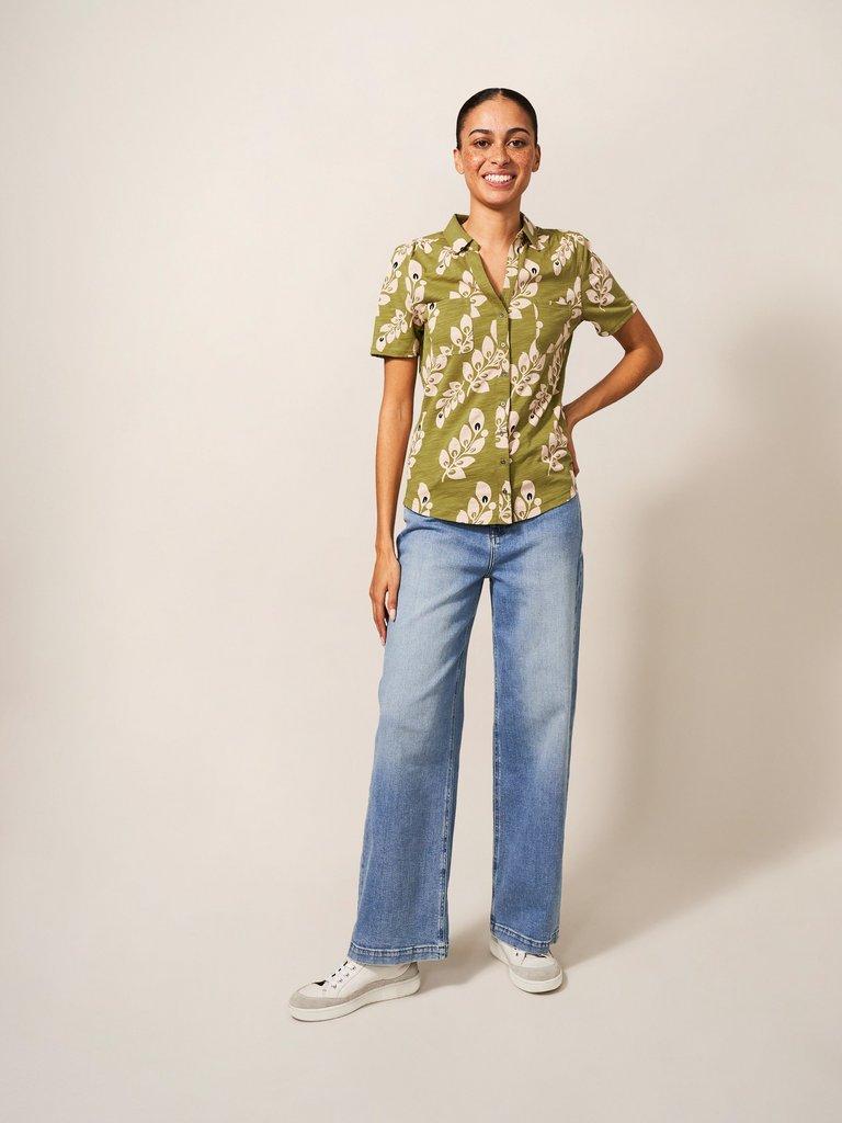 Penny Pocket Cotton Jersey Shirt in GREEN PR - MODEL FRONT