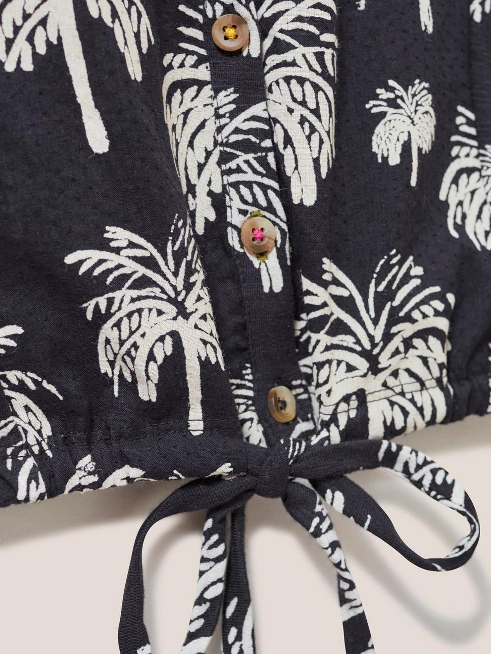 FLOWING GRASSES JERSEY SHIRT in BLK PR - FLAT DETAIL