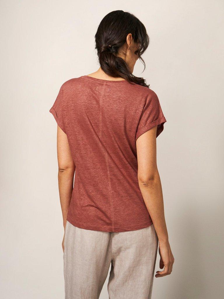 LINEN SUNSHINE TEE in LGT PINK - MODEL BACK