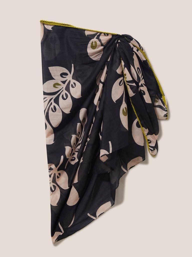 Leaf Print Sarong in BLK MLT - FLAT FRONT