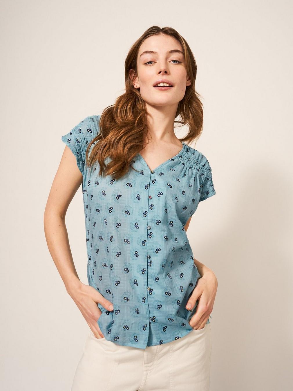 Rae Organic Vest Cotton in TEAL MLT - MODEL DETAIL