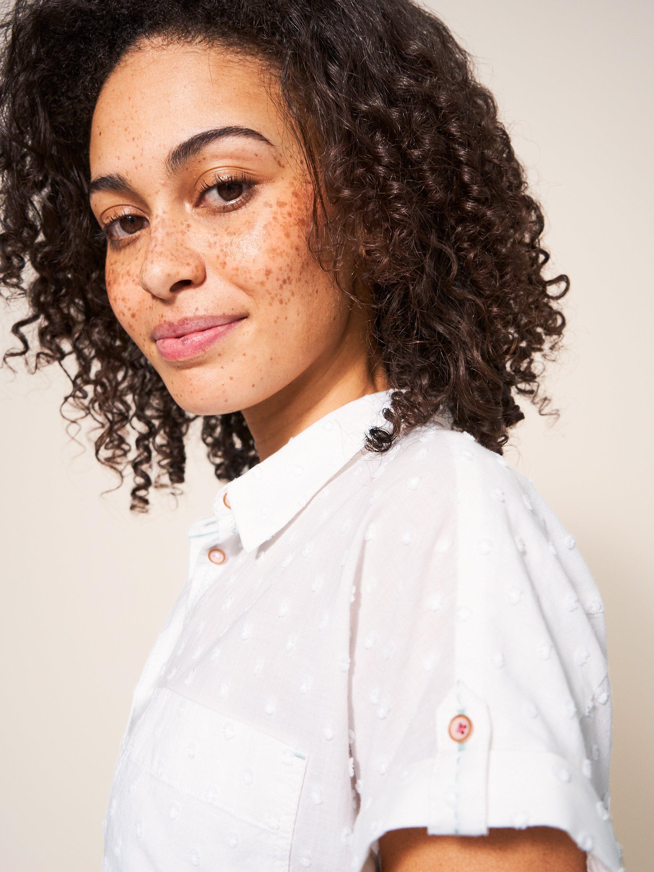 Ella Organic Cotton Shirt in PALE IVORY - MODEL DETAIL