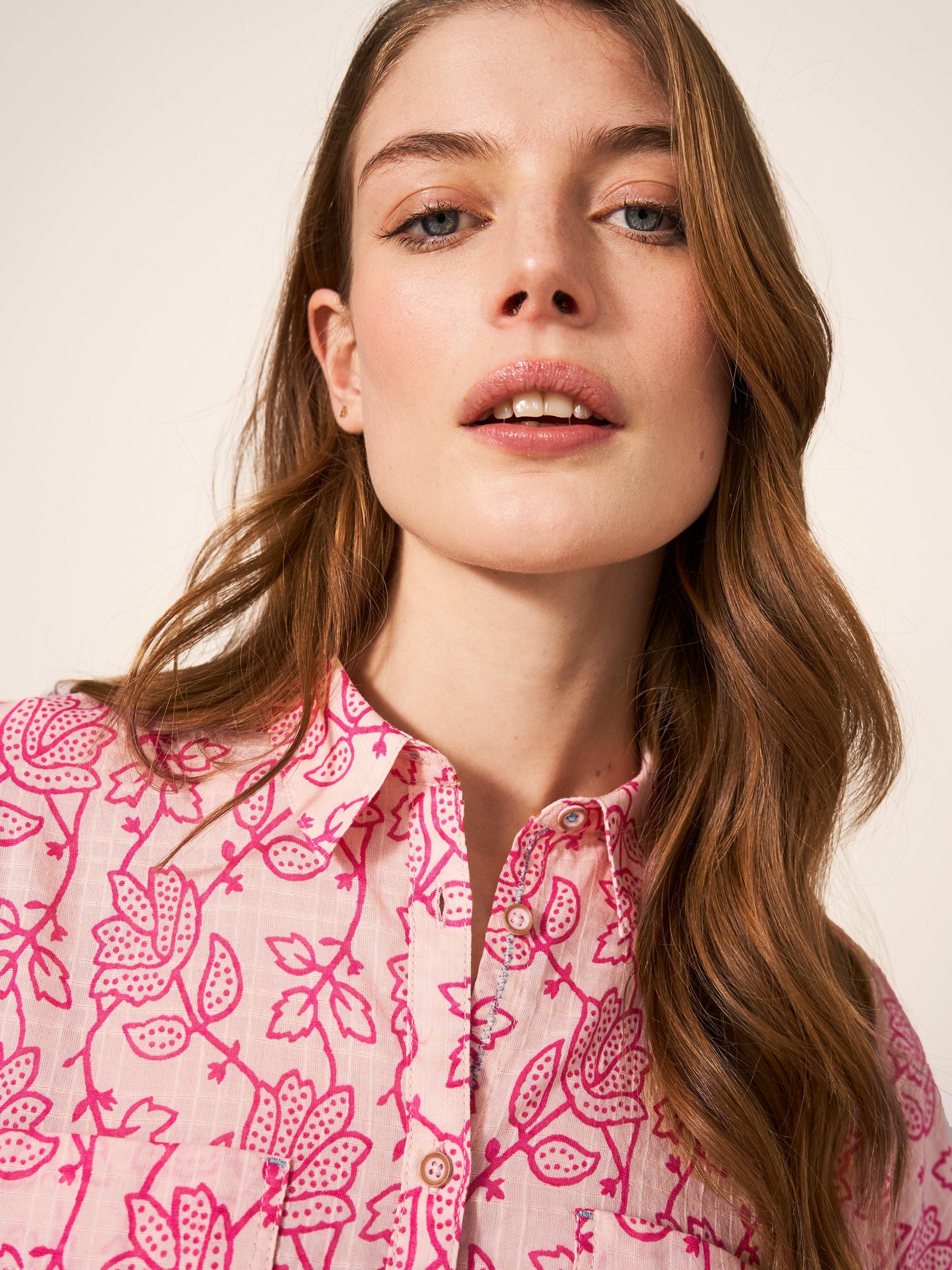Ella Organic Cotton Shirt in PINK PR - MODEL DETAIL