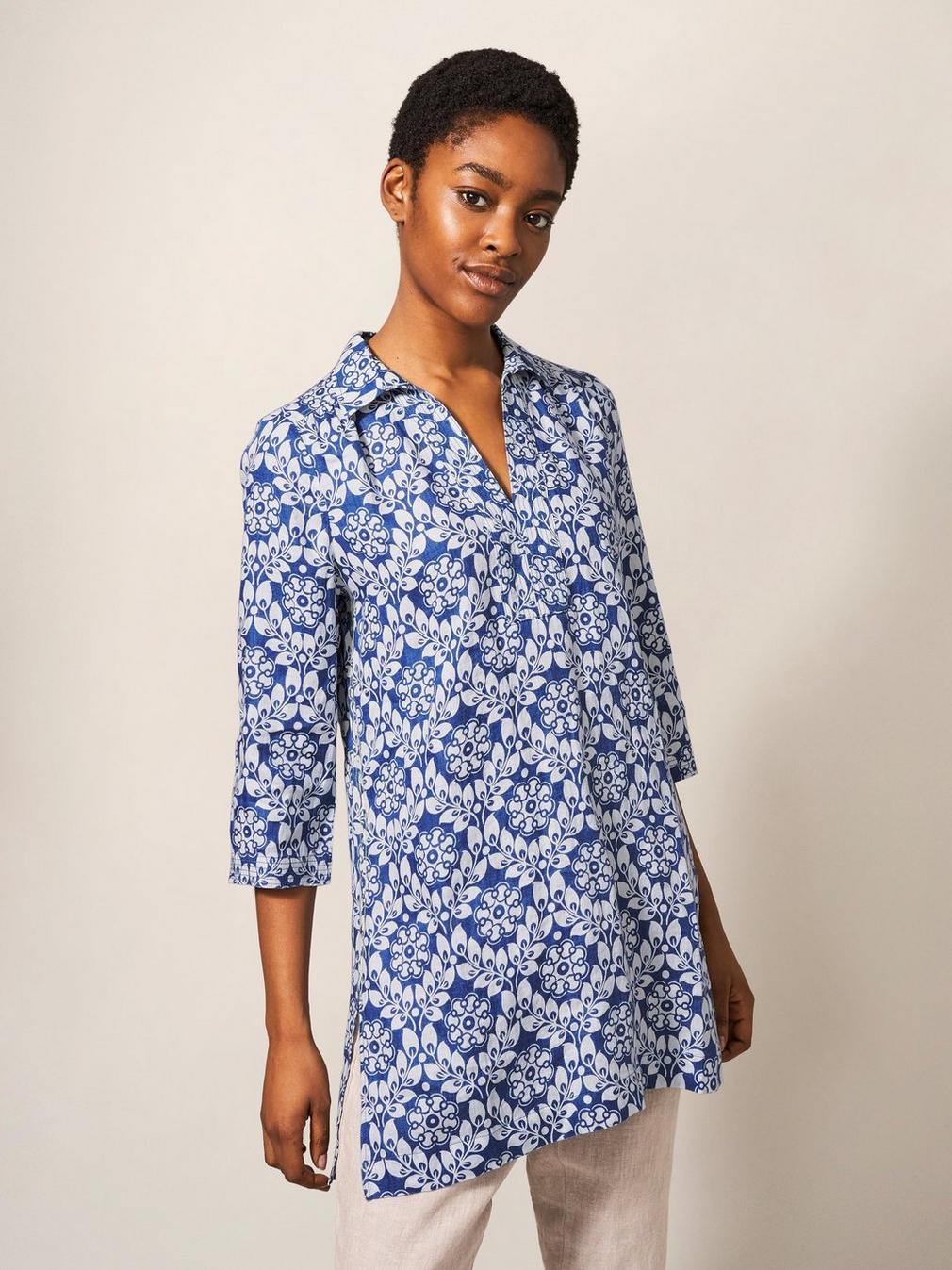 Blaire Linen Versatile Tunic in BLUE MLT - MODEL FRONT