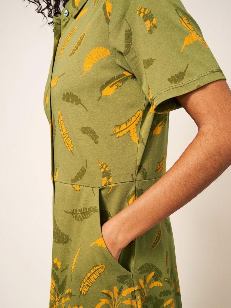 Rua Jersey Short Sleeve Shirt Dress in GREEN MLT - MODEL DETAIL
