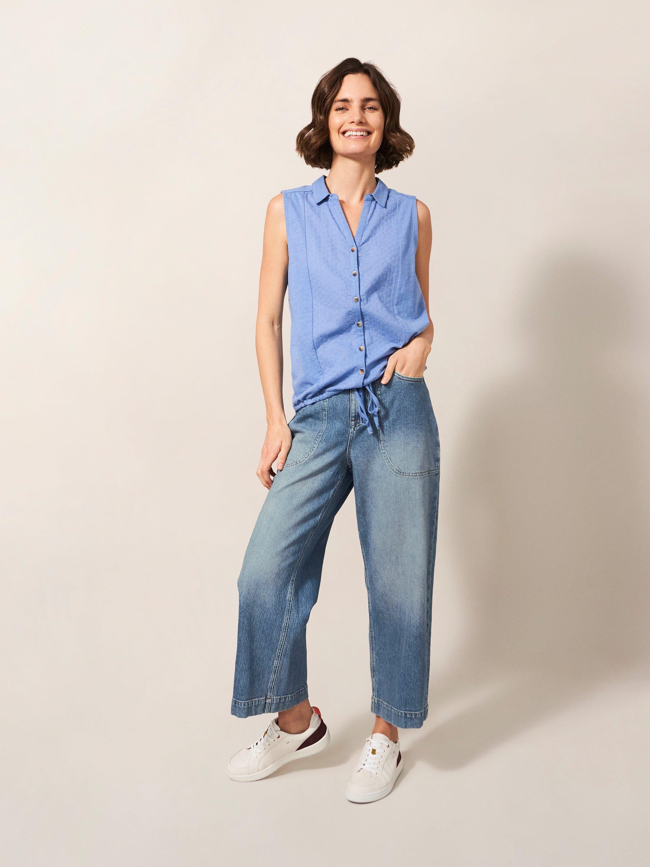 Tia Wide Leg Crop Jeans in LGT DENIM - MODEL FRONT