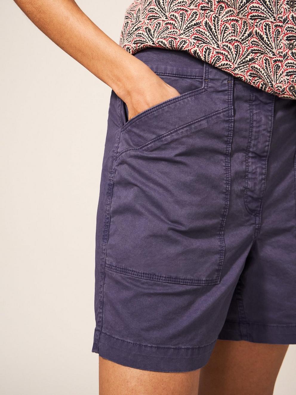 Tessa Chino Shorts in DUS PURPLE - MODEL DETAIL