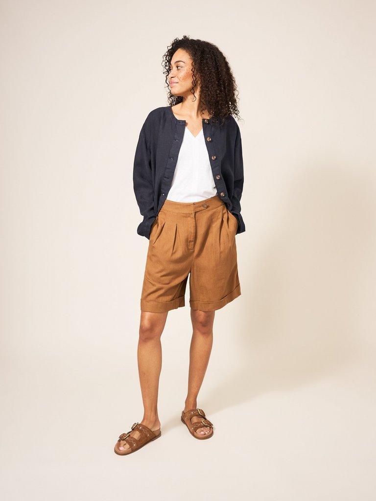 Tabby Linen Jacket in PURE BLK - MODEL FRONT