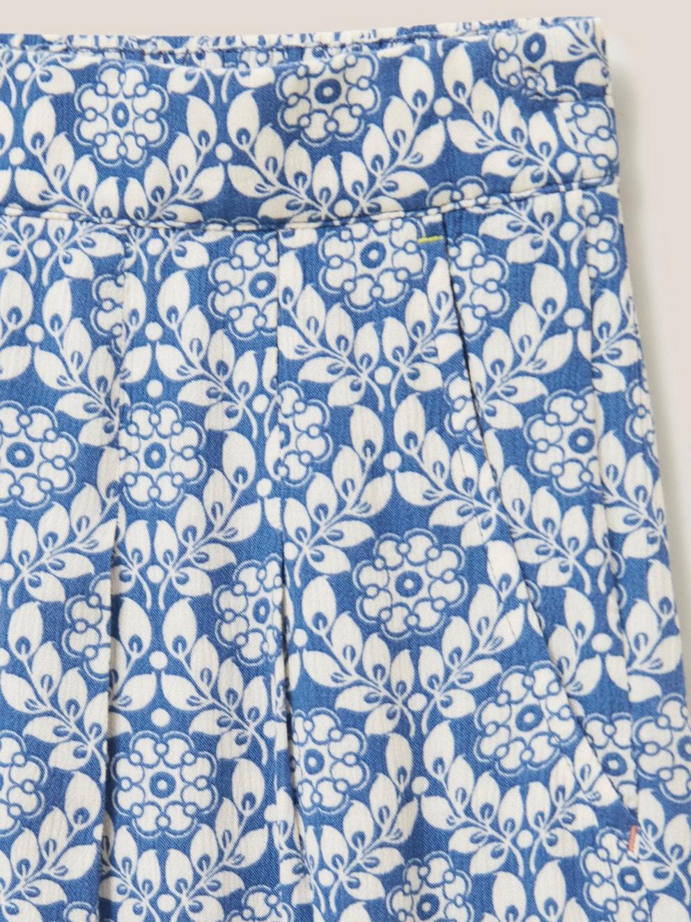 Matilda Crinkle Shorts in BLUE MLT - FLAT DETAIL