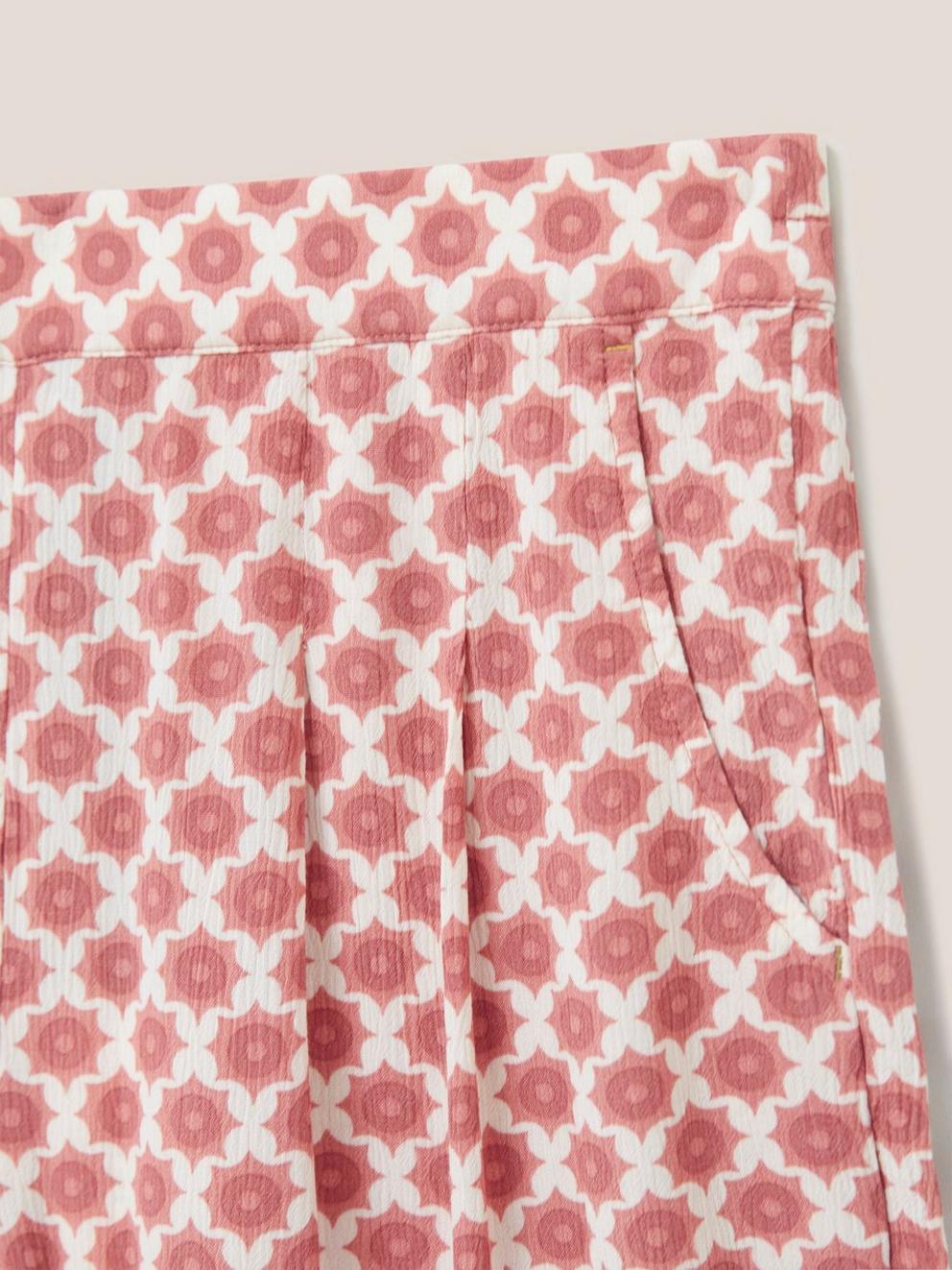 Matilda Crinkle Shorts in RED MLT - FLAT DETAIL