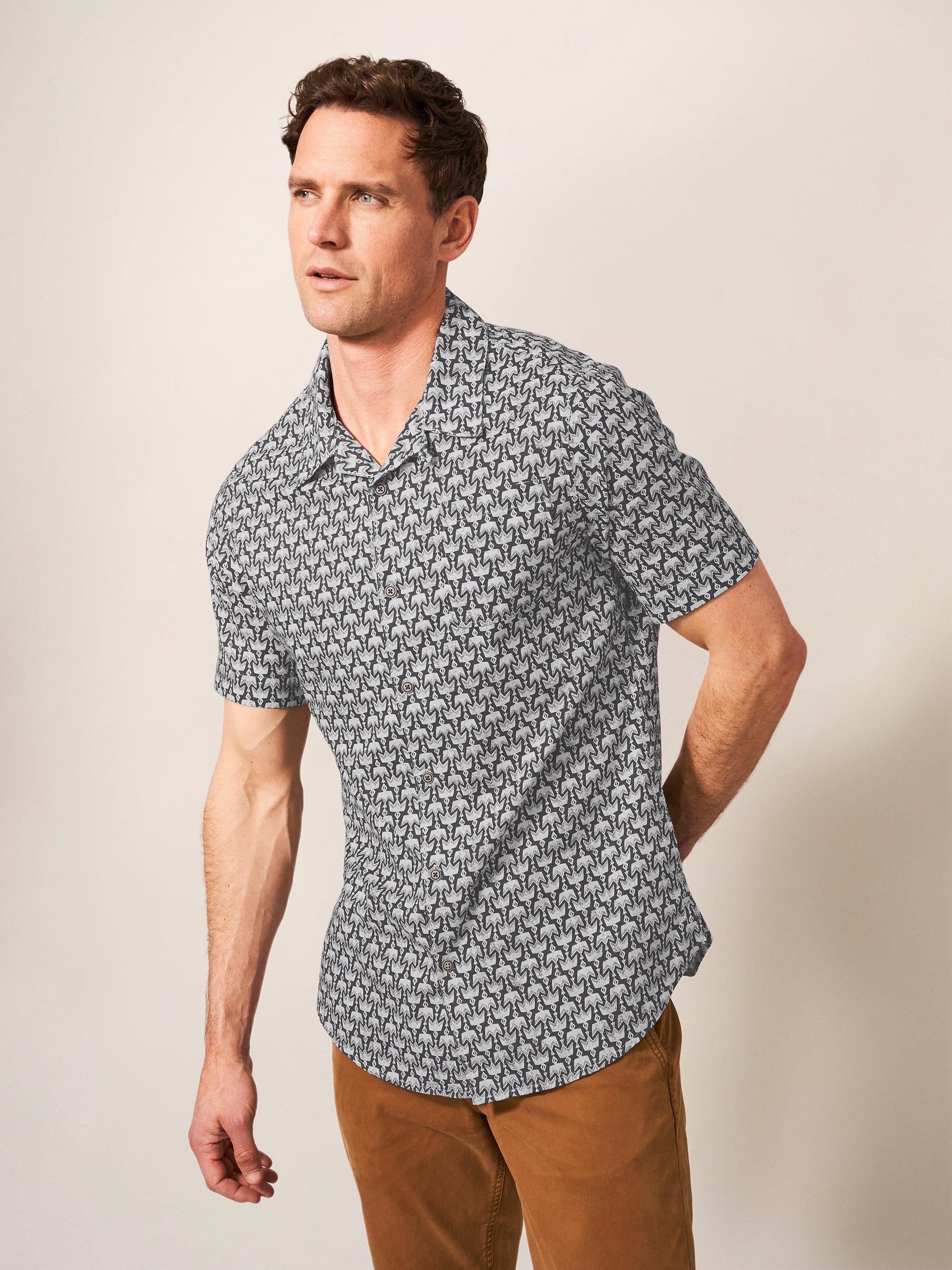 Eagle Printed Slim Fit Shirt in WASHED BLK - LIFESTYLE