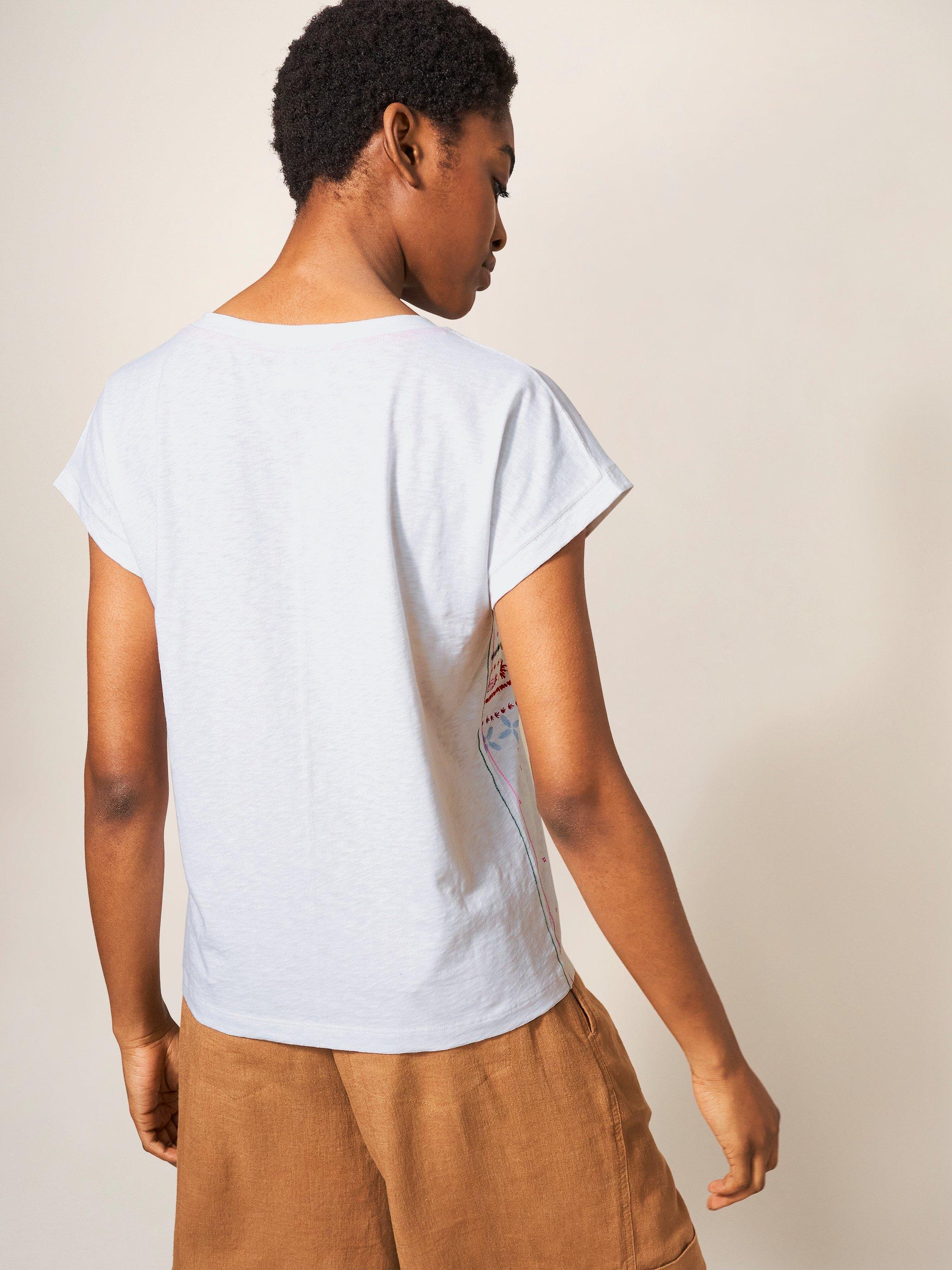 Nelly Print Teeshirt in WHITE PR - MODEL BACK