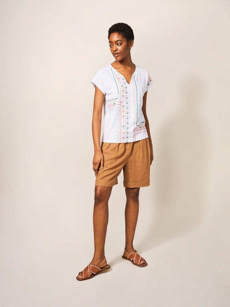Nelly Print Teeshirt in WHITE PR - MODEL FRONT