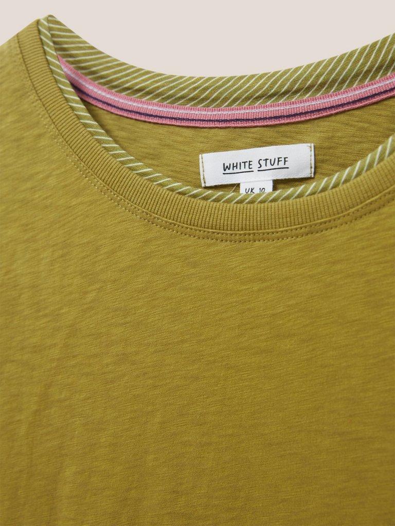 Annabel Cotton Tee in MID GREEN - FLAT DETAIL