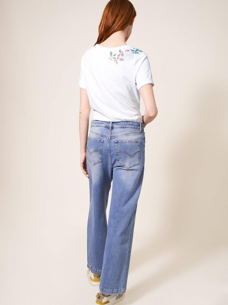 ANNABEL PRINT TEE in WHITE PR - MODEL BACK