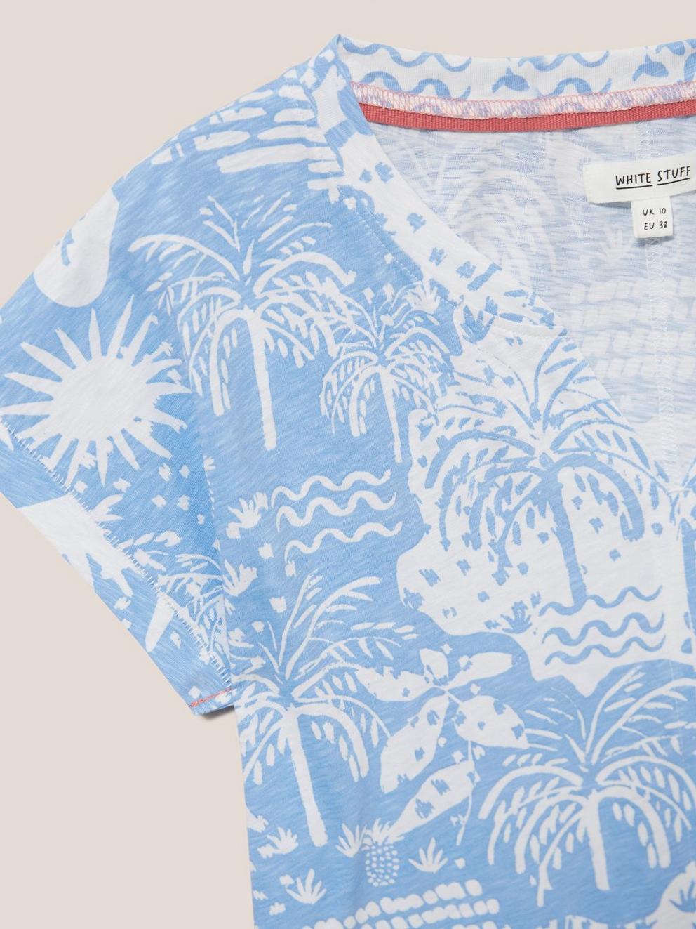 NELLY PRINT TEE in BLUE PR - FLAT DETAIL