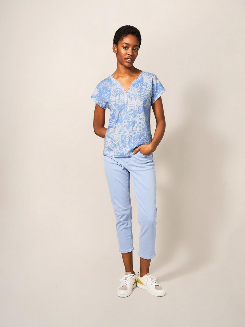 NELLY PRINT TEE in BLUE PR - MODEL FRONT