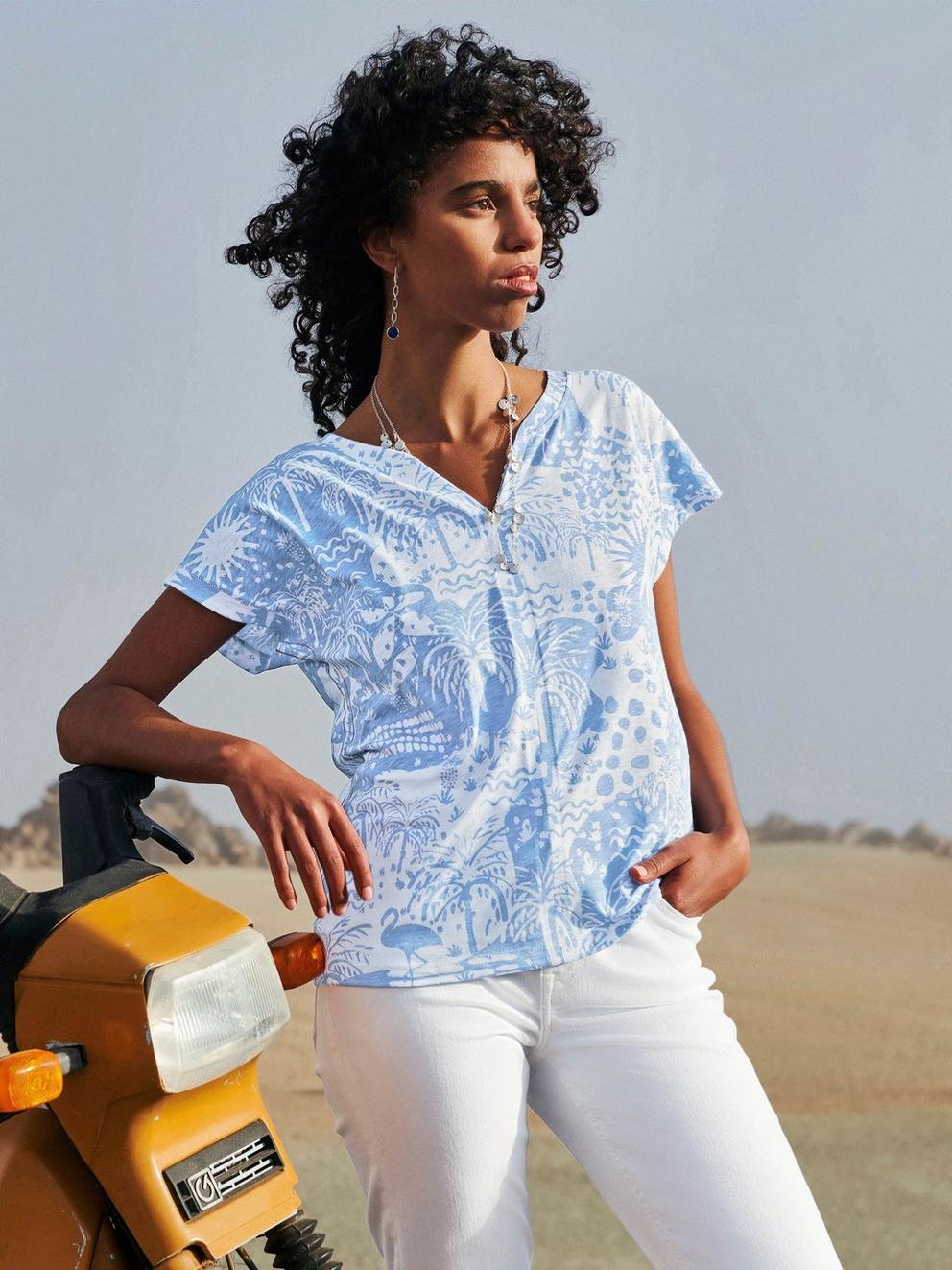 NELLY PRINT TEE in BLUE PR - MIXED