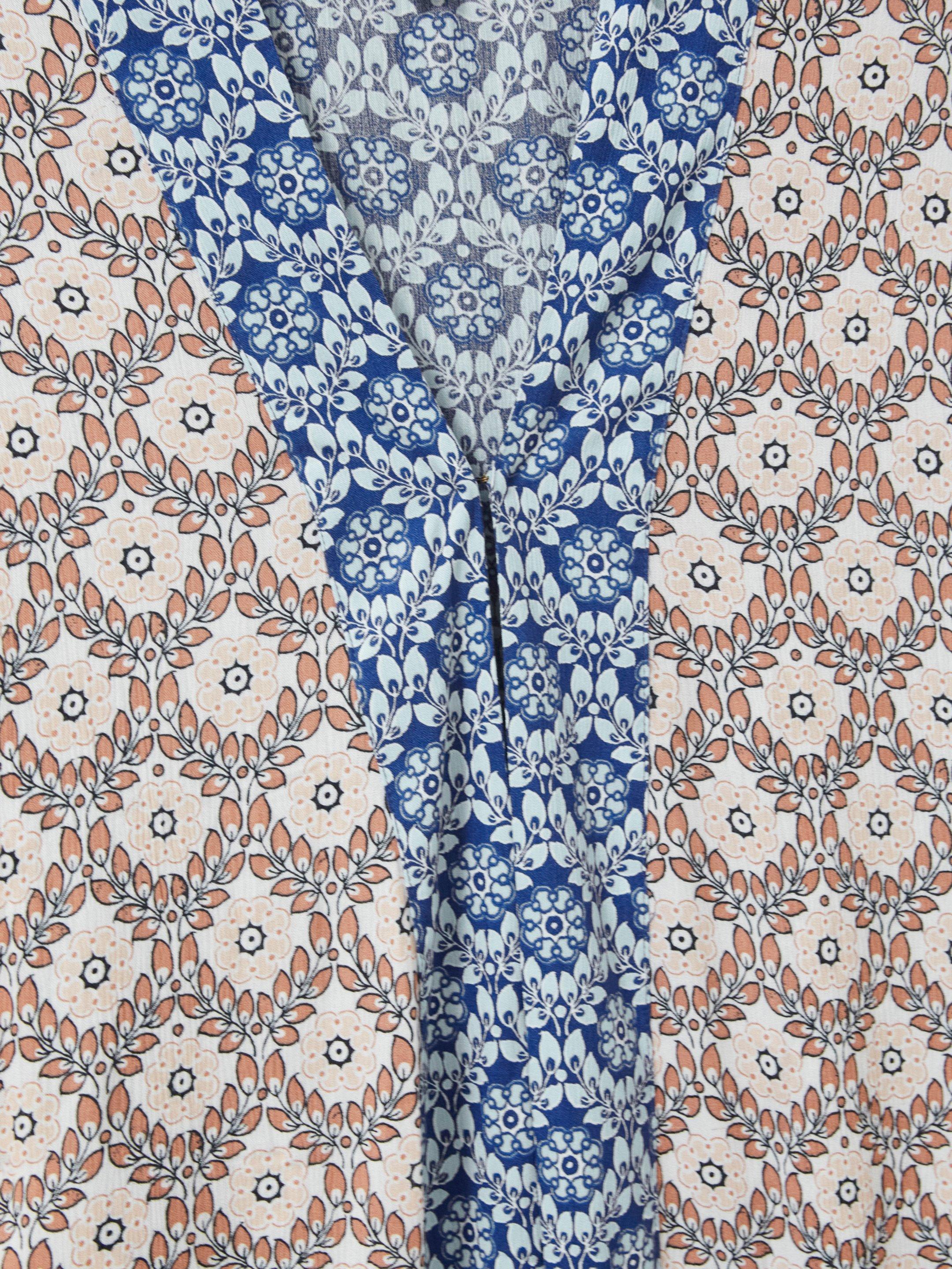 Coastal Printed Kimono in BLUE MLT - FLAT DETAIL