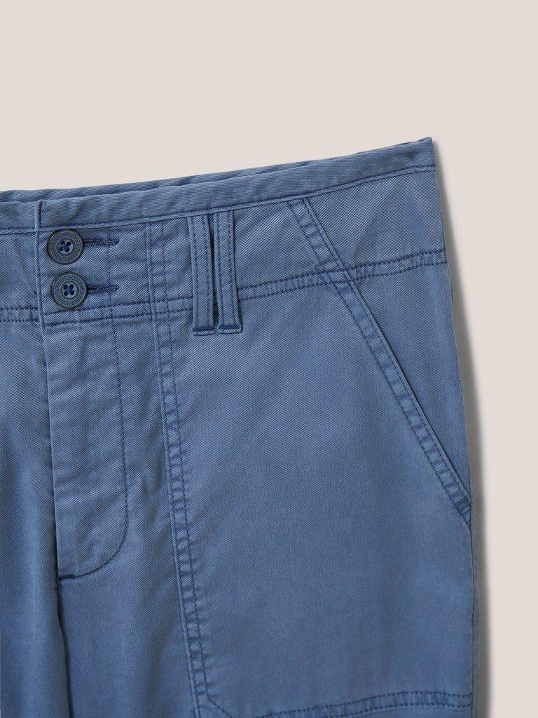 Blaire Trouser in LGT BLUE - FLAT DETAIL