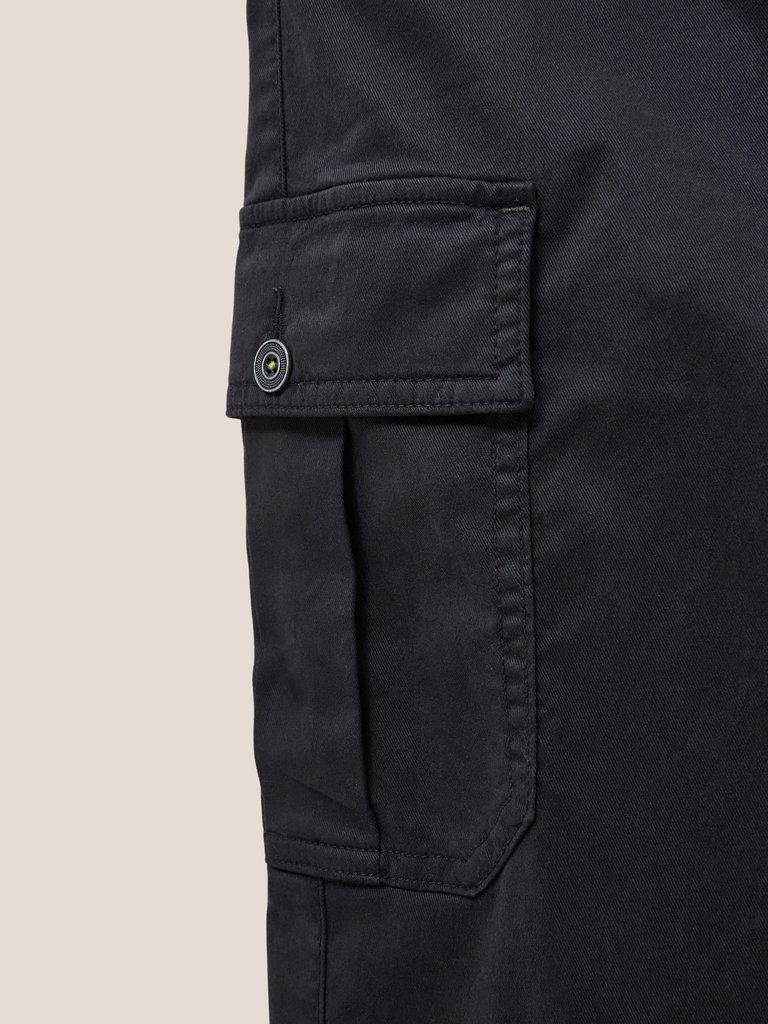 Everleigh Cargo Cropped Trouser in WASHED BLK - FLAT DETAIL
