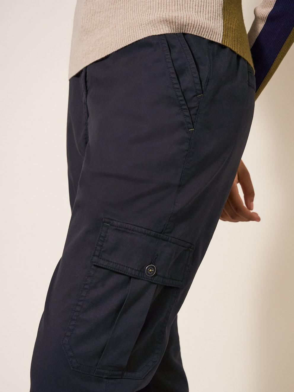 Everleigh Cargo Cropped Trouser in WASHED BLK - MODEL FRONT