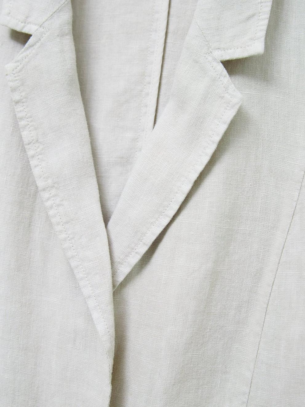 Scarlett Linen Blend Blazer in LGT NAT - FLAT DETAIL