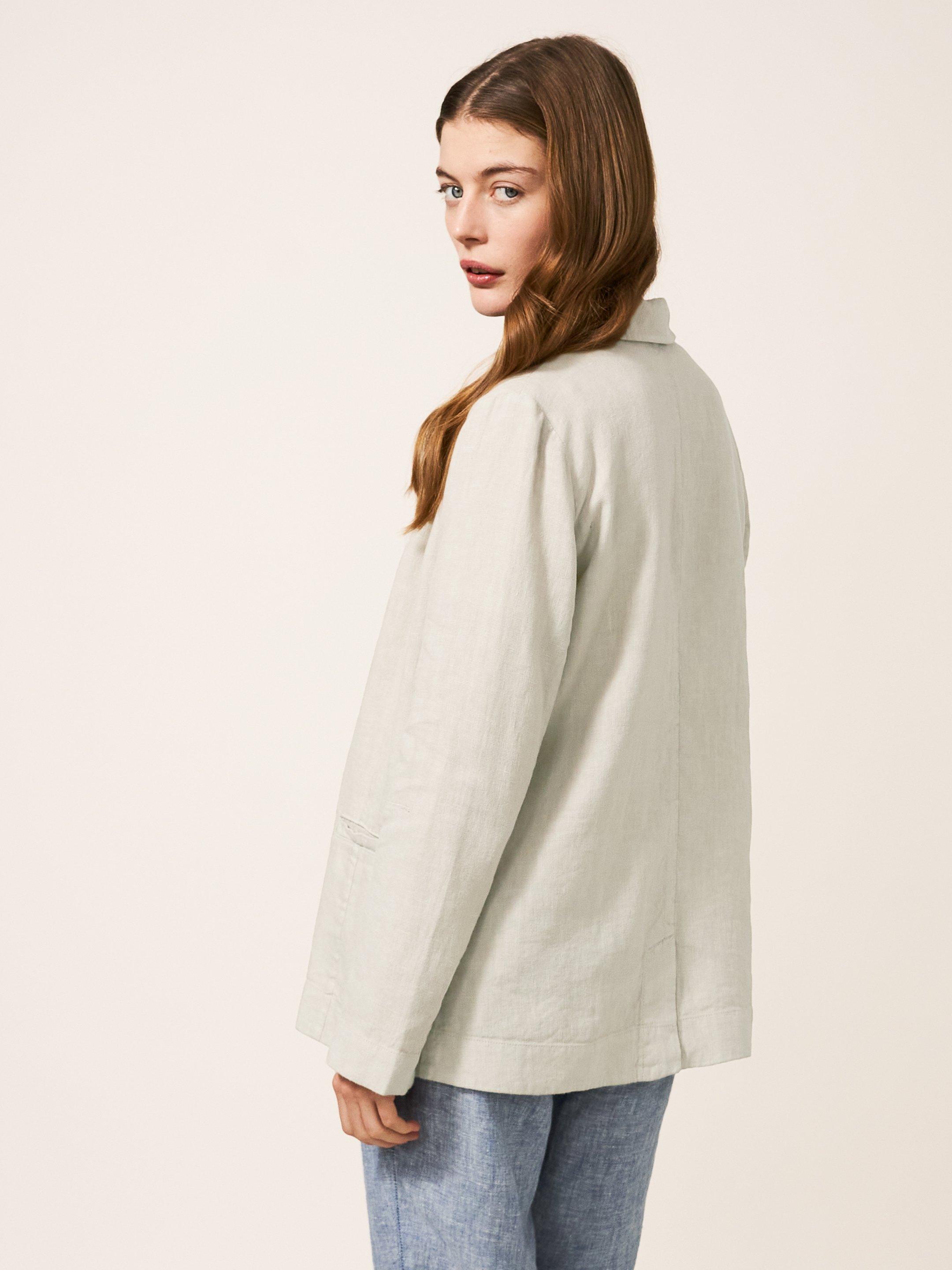 Scarlett Linen Blend Blazer in LGT NAT - MODEL BACK