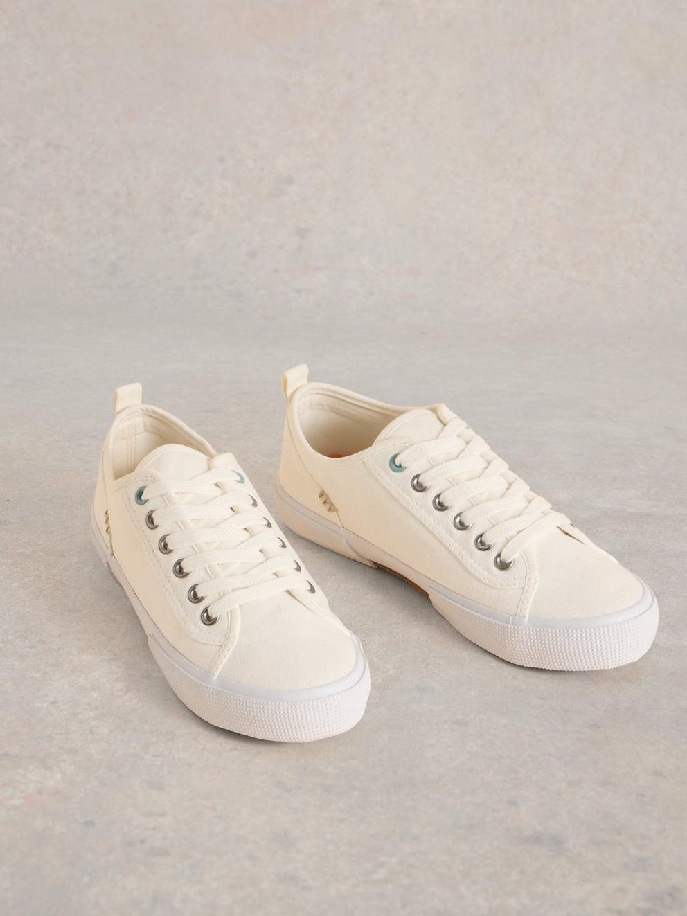 Pippa Canvas Lace Up Trainer in BRIL WHITE - FLAT FRONT