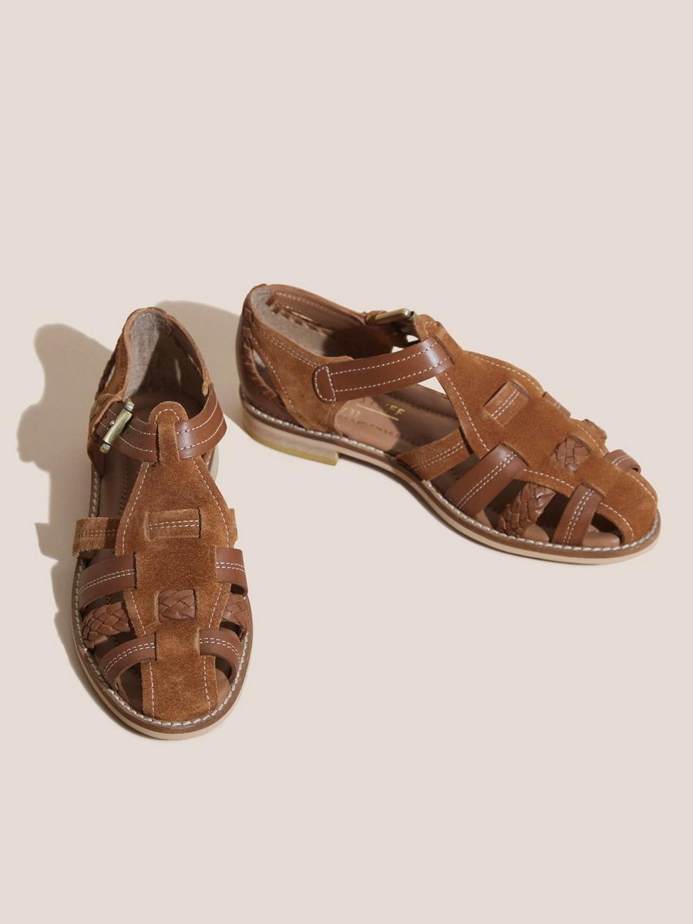 Fisherman Shoe in MID TAN - FLAT FRONT