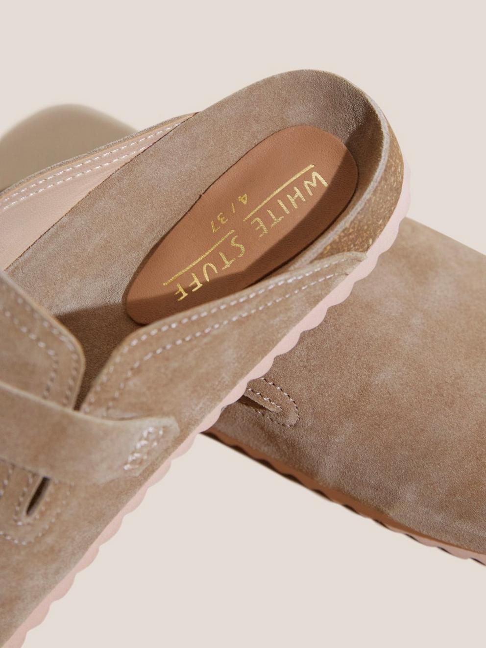 Slip On Suede Footbed in LGT NAT - FLAT DETAIL