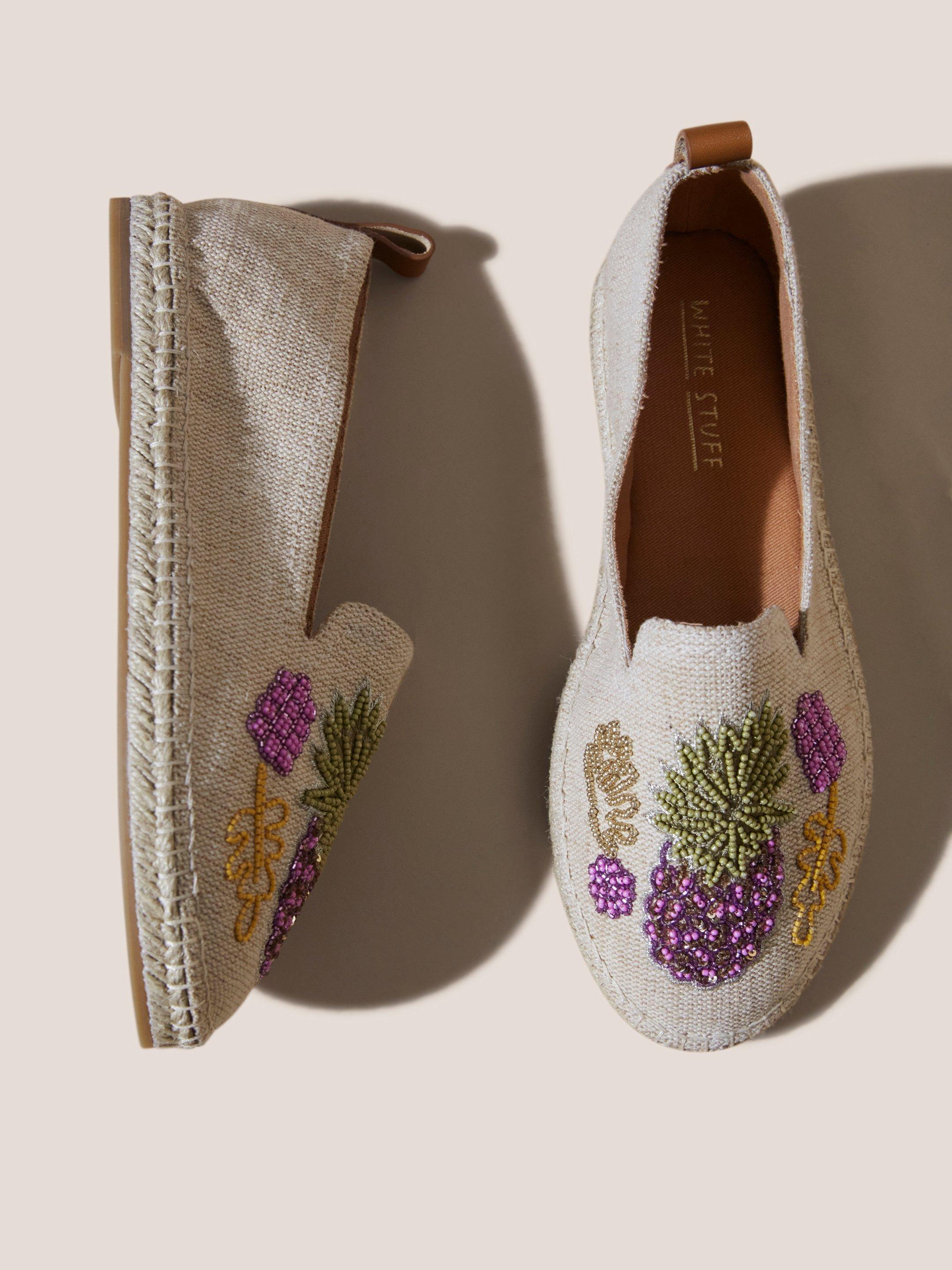 Beaded Pineapple Espadrille in NAT MLT - FLAT BACK