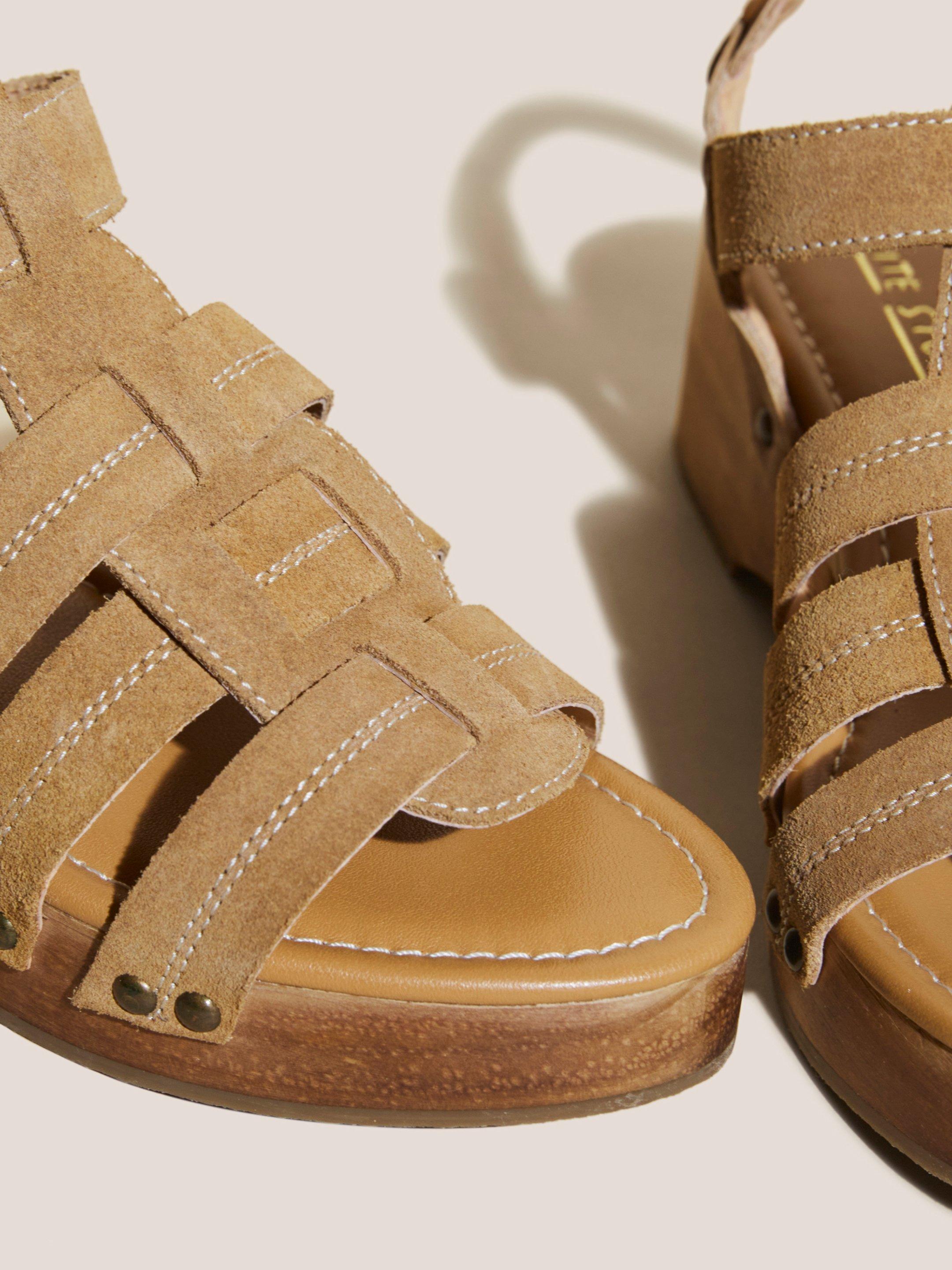 Gladiator Leather Clog Sandal in MID TAN - FLAT BACK