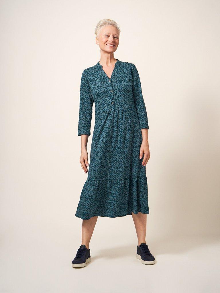 Naya Jersey Midi Dress in TEAL MLT - MODEL FRONT