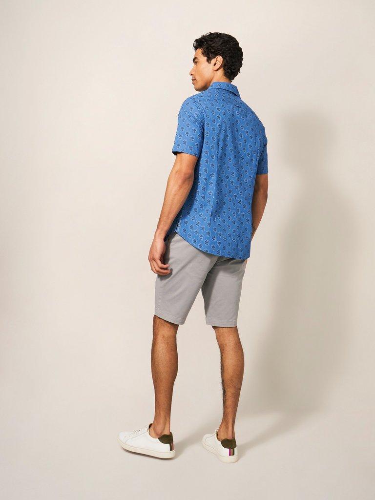 Block Leaf Printed SS Shirt in BRT BLUE - MODEL BACK