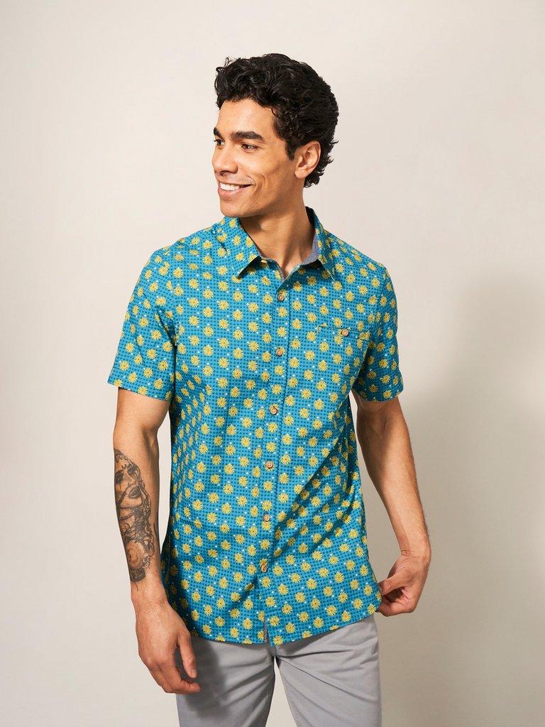 Block Flower Printed SS Shirt in MINT GREEN - MODEL DETAIL